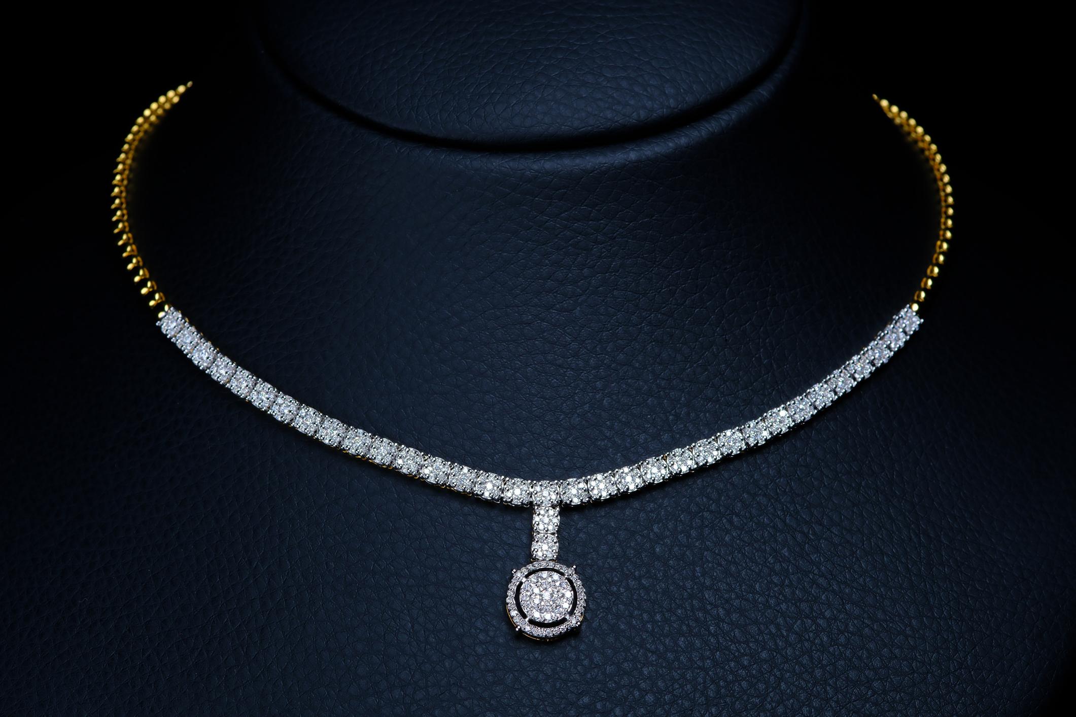 Royal Gold Diamond Necklace
