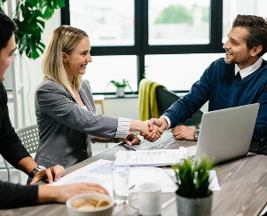 💼 Turning Dreams Into Reality Expert financial guidance, competitive interest rates, and hassle-free loan solutions tailored to your needs. Contact us today and take the first step towards a brighter future.