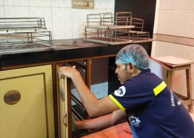 Kitchen Deep Cleaning
